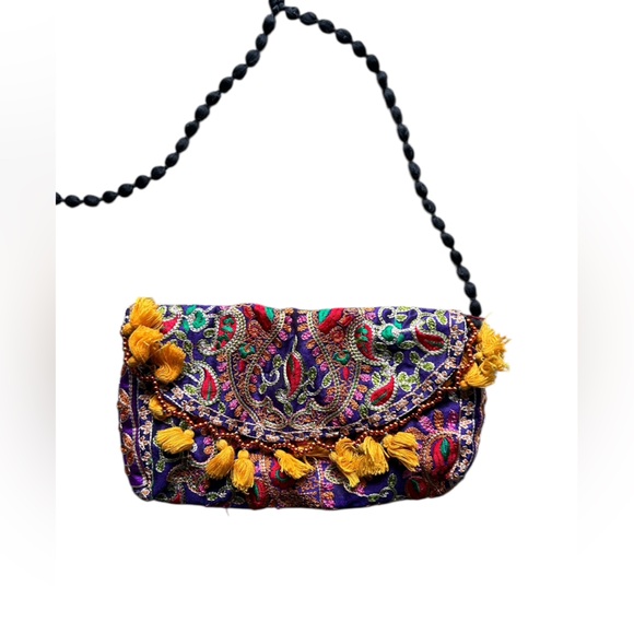 ✨Boho multi-colored clutch bag with pom-poms✨ - Picture 5 of 6